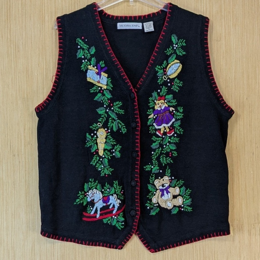 Victoria Jones Christmas Sweater Vest Womens XL Black Embroidered Holiday Beaded